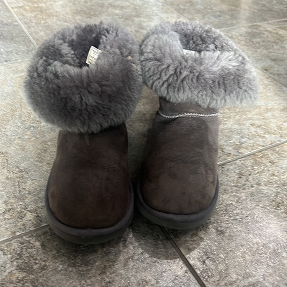 UGGS women Australia gray size 6 - Picture 9 of 9